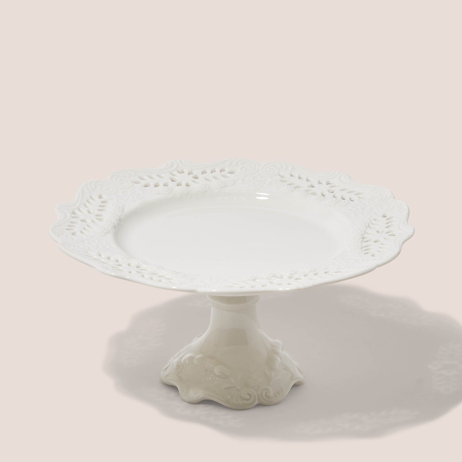 White Cake Stand